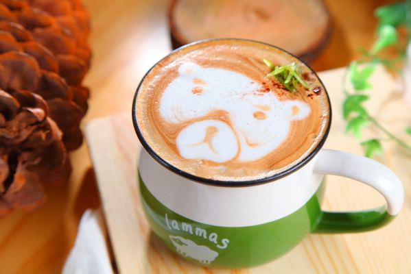 森林小徑精誠店享受美食